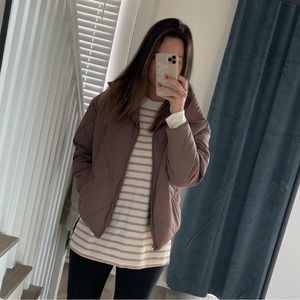 A&F OVERSIZED PUFFER JACKET